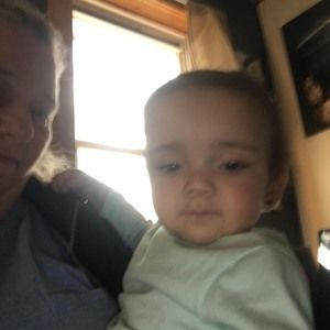 Meet your Posher, Mollybee